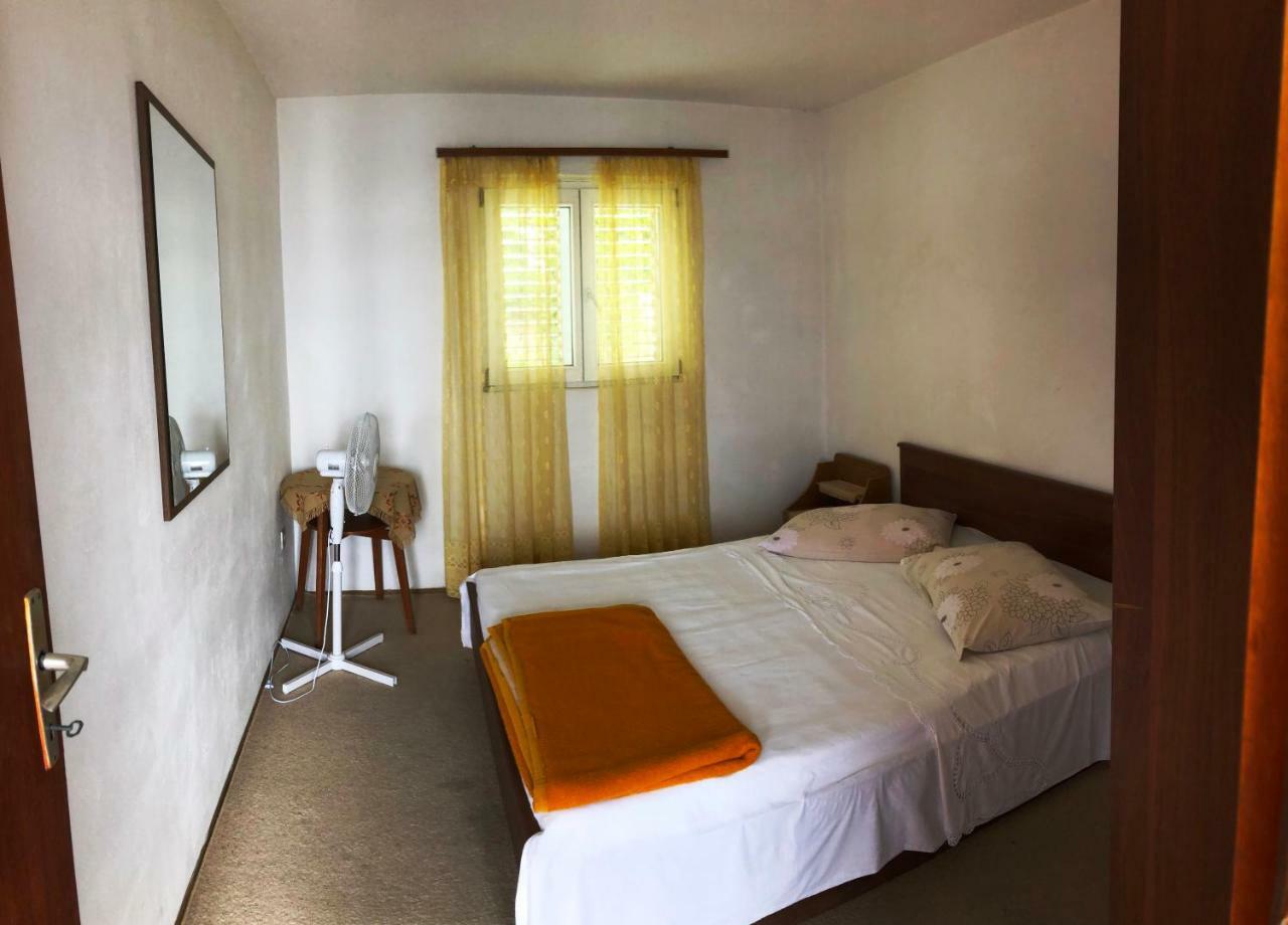 Apartmani Zorka Podstrana Bagian luar foto