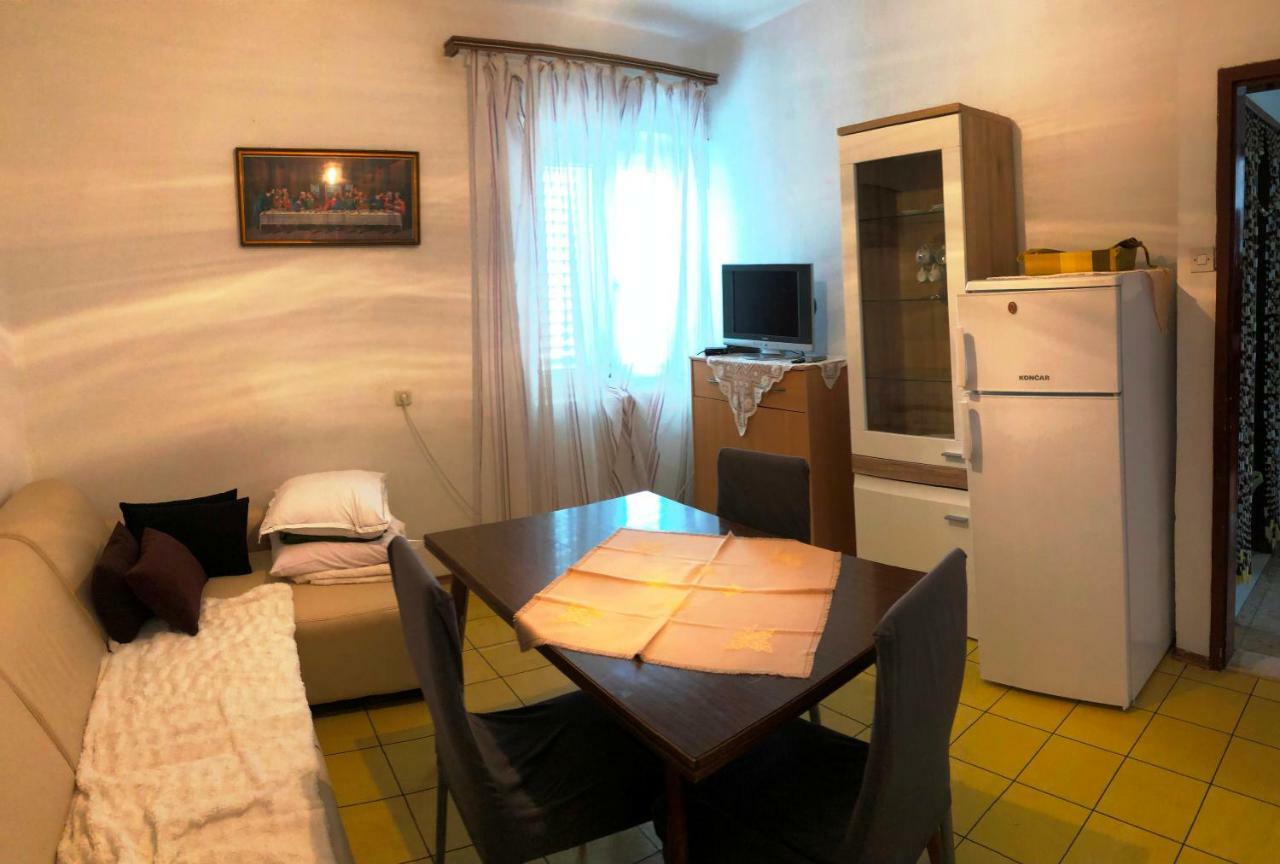 Apartmani Zorka Podstrana Bagian luar foto
